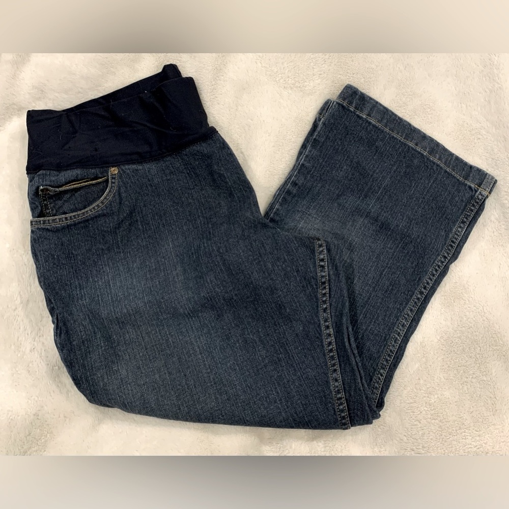 Liz Lange Capri Maternity Pants